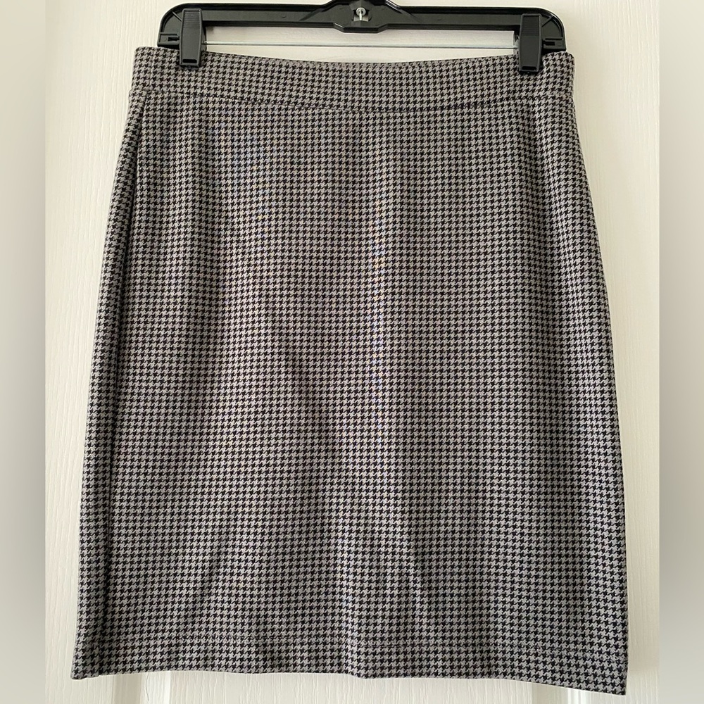 Loft Herringbone Pattern Stretch Skirt, Gray / Black Size S